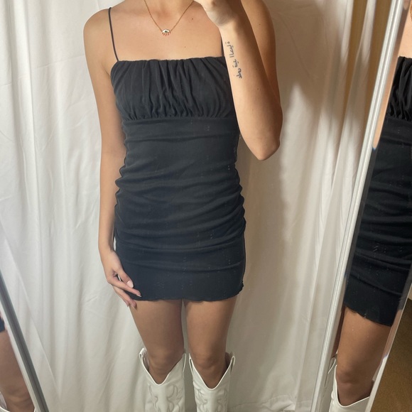 NWT RUNCHED MINI DRESS - Picture 2 of 2